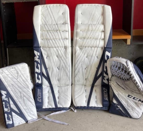 CCM 33” +1 Extreme Flex (EFlex) 4 Pro Stock Full Set