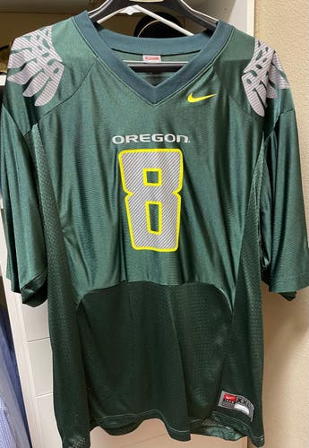 Oregon Ducks #8 Green Used XXL Men's Nike Jersey