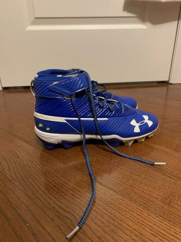 BRAND NEW Size 8 BH Cleats