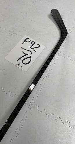 Senior(1x)Left P92 70 Flex ProBlackStock Pro Stock Nexus 2N Pro Hockey Stick
