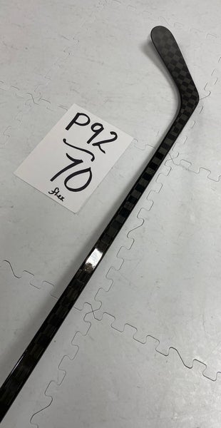 Senior(1x)Left P92 70 Flex ProBlackStock Pro Stock Nexus 2N Pro Hockey Stick