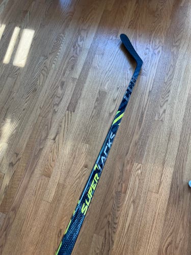 BRAND NEW Senior Left Hand P29 Pro Stock Super Tacks AS4 Pro Hockey Stick