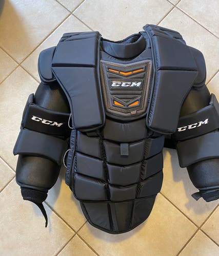 CCM PRO STOCK CHEST PROTECTOR, XL AB18 FIT 4