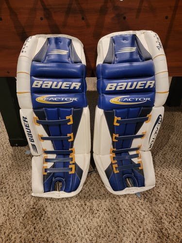 New 33" Bauer Reactor 4000 Goalie Leg Pads