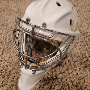 Senior Used Bauer Profile 960 Goalie Mask