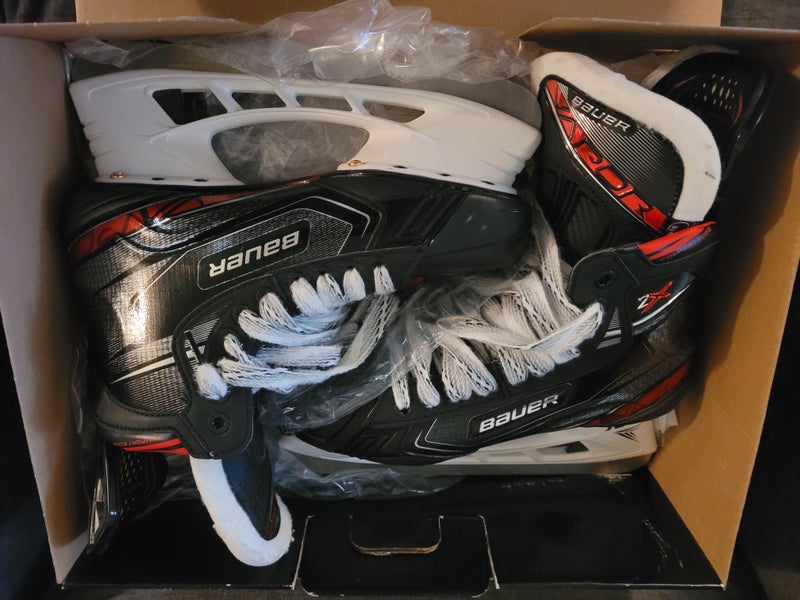 Senior New Bauer Vapor 2X Hockey Skates Extra Wide Width Size 7