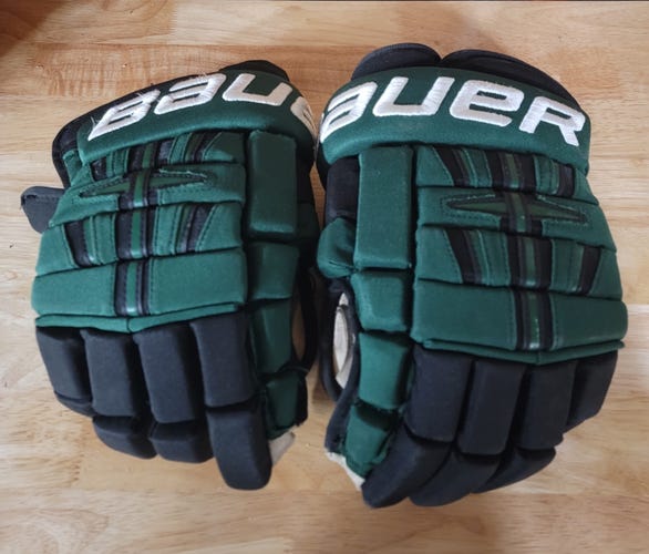 Used Bauer 4 ROLL PRO Gloves 14"