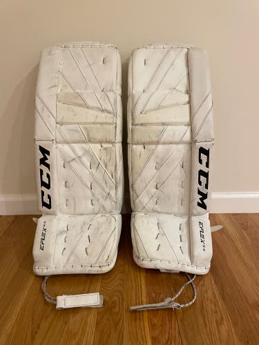 26” CCM EFLEX 5.5 Hockey Goalie Leg Pads Junior