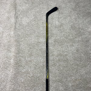 Junior Right Handed P88  Supreme 1S Hockey Stick