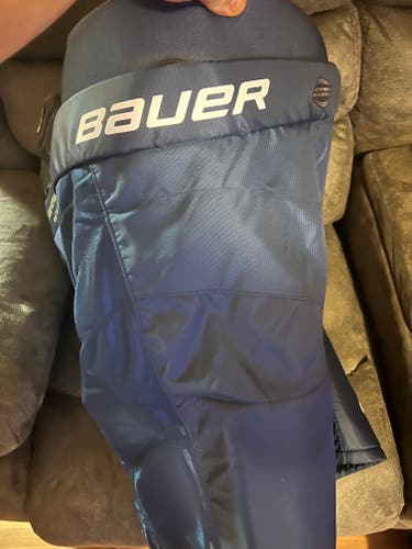 Senior New XXL Bauer Supreme Matrix Hockey Pants