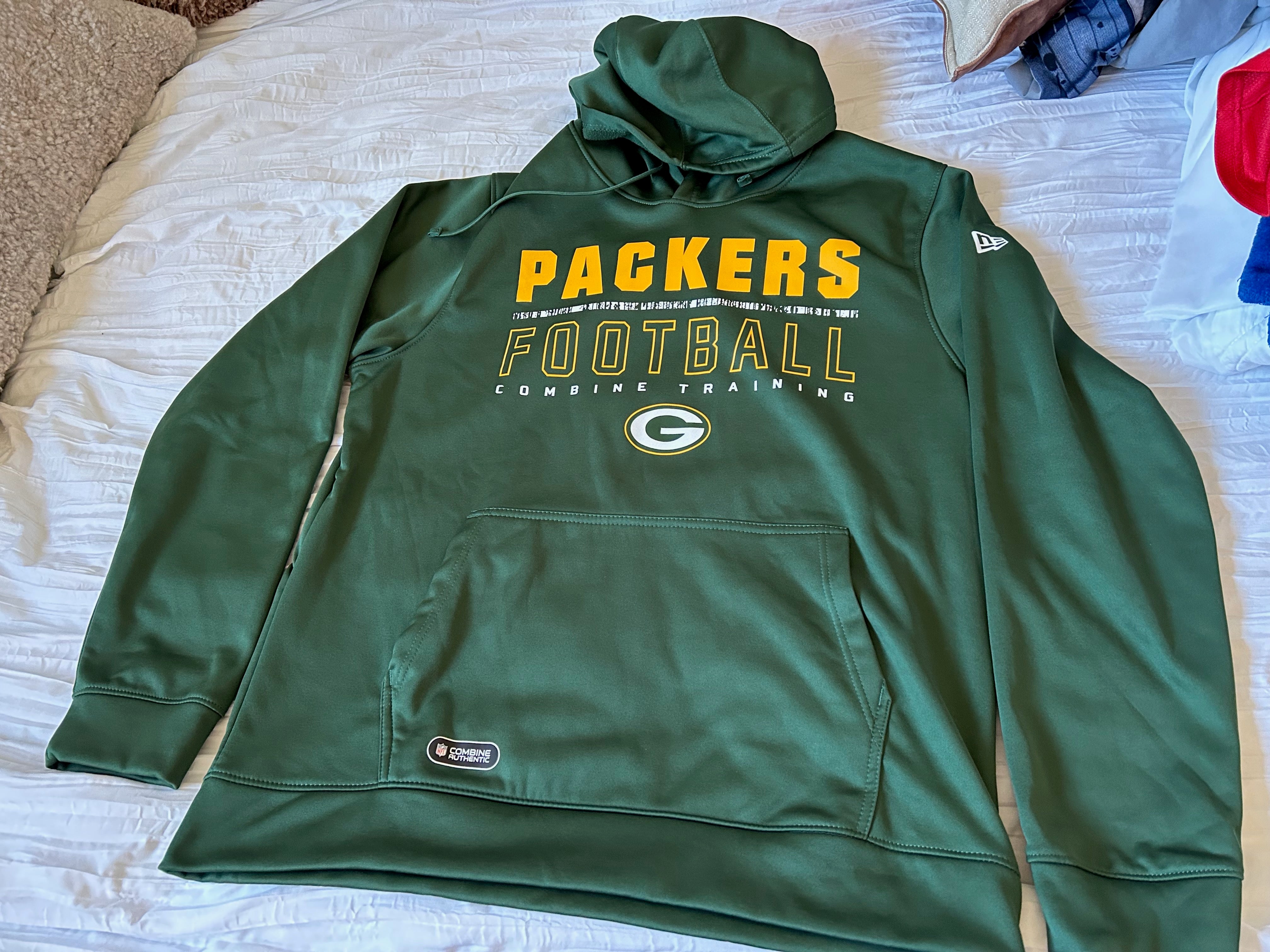 New Era / Men's Green Bay Packers Hunter Combine Pullover Logo