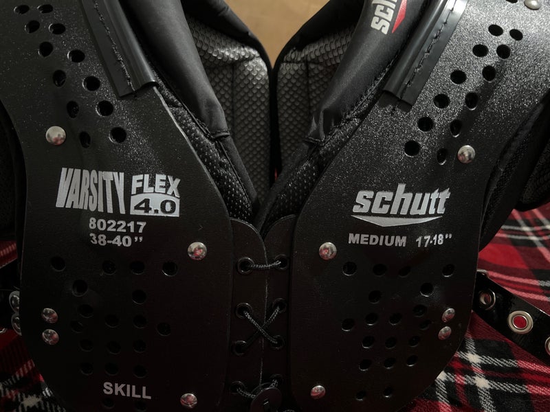 Adult Medium Schutt Varsity Flex 4.0 Shoulder Pads