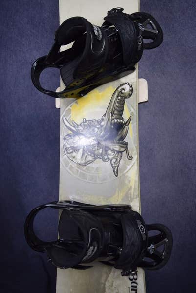 BURTON JUSSI OKSANEN SNOWBOARD SIZE 153 CM WITH BURTON LARGE BURTON JUSSI OKSANEN SNOWBOARD SIZE 153 CM WITH BURTON LARGE