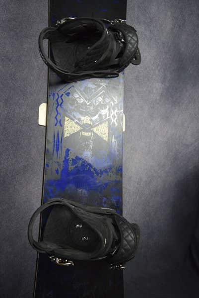 BURTON DEUCE WIDE SNOWBOARD SIZE 167 CM WITH BURTON EXTRA LARGE