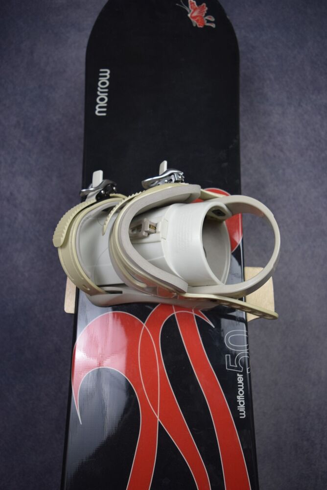 MORROW WILDFLOWER SNOWBOARD SIZE 151 CM WITH MORROW LARGE BINDINGS