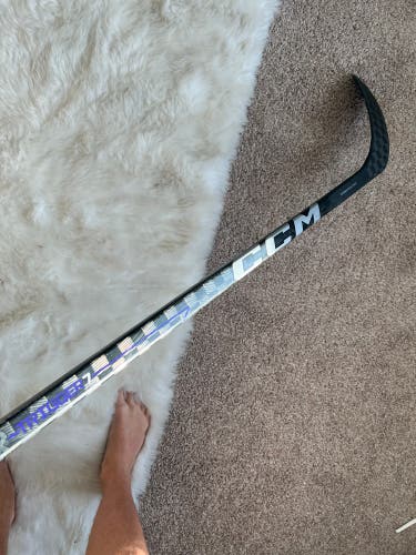 Senior Right Handed RibCor Trigger 7 Hockey Stick