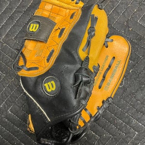 ¡ Wilson Leather Right Hand Throw 11" A350 Baseball Glove