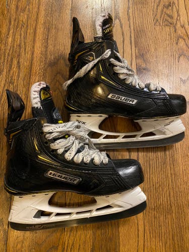 Bauer Supreme 2S Pro Hockey Skates LS5 5.5 Intermediate