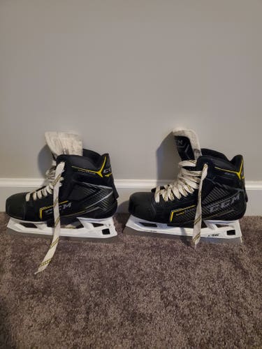 Junior Used CCM 230 cm Super tacks 9370 Hockey Goalie Skates Regular Width Size 6