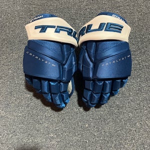 New Blue True Catalyst 9X Pro Stock Gloves Colorado Avalanche Byram 14”