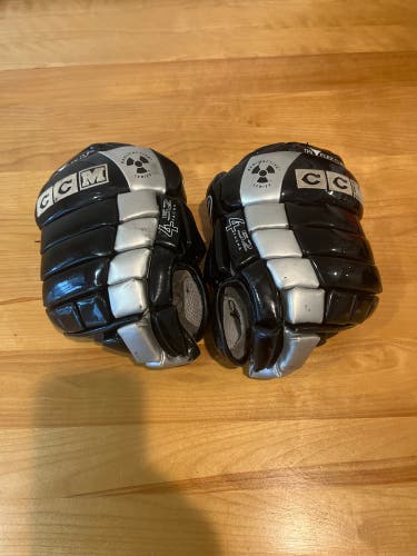 CCM 12"  Tacks 452 Gloves
