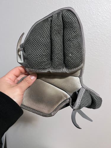 Used Warrior 75* Catcher Removable Liner Adult