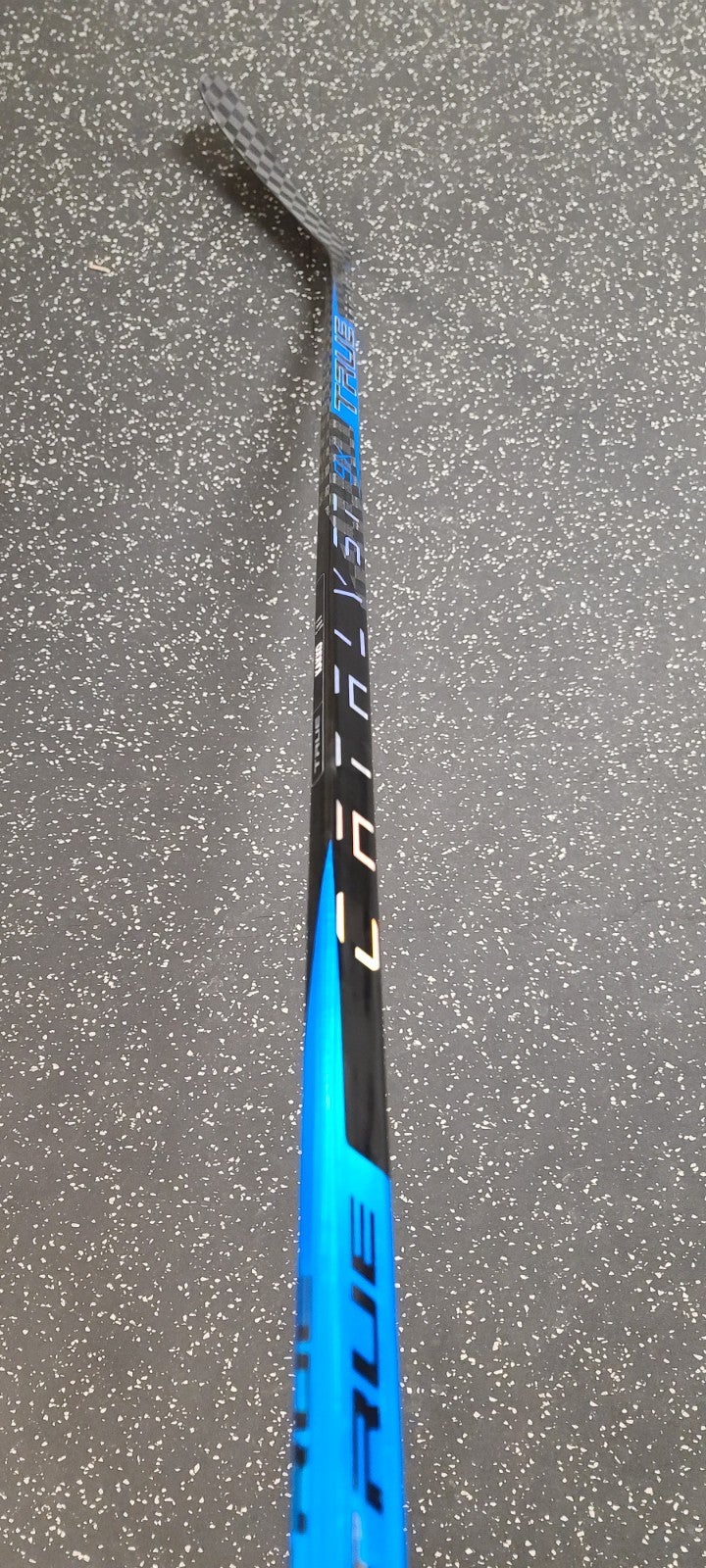 TRUE Catalyst 9X Pro Stock Senior Hockey Stick - Kaapo Kakko - TC2 - L