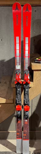 Used 2022 Atomic 180 cm Racing Redster G9 Skis With Bindings Max Din 12