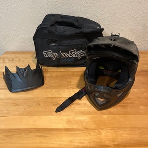Troy Lee D3 Full Carbon With MIPS Mountain bike Helmet