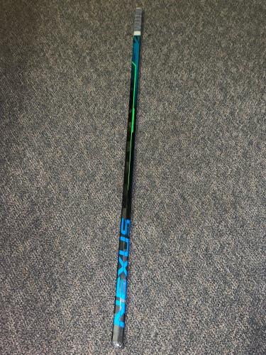 Broken Bauer Nexus Geo Hockey Stick