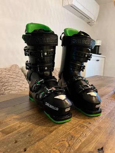 Men's Dalbello Medium Flex DRS 110 Ski Boots