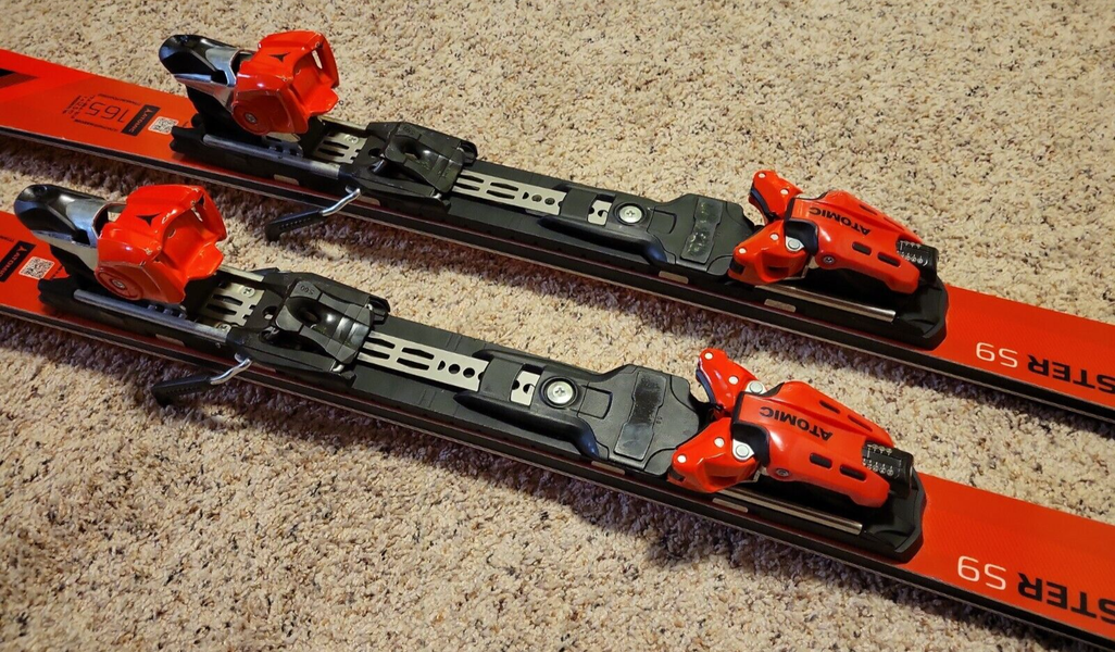 2019 Atomic Redster S9 Slalom Race Skis 165 cm 12.5r w/Atomic X16