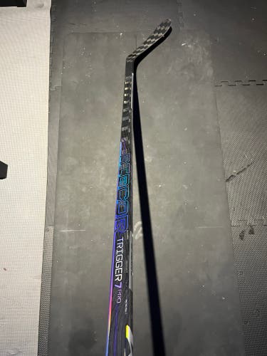 NEW CCM Trigger 7 Pro - P28 55Flex - Right
