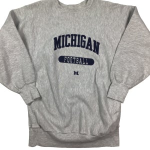 Vintage Champion Michigan Wolverines reverse weave Crewneck sweatshirt. High quality. XL