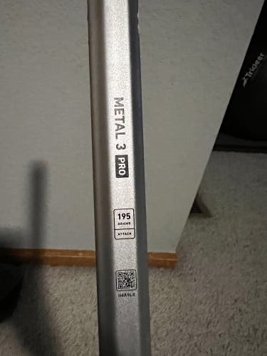 New StringKing Metal 3 Pro 195 Shaft