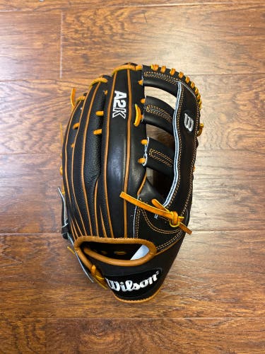 Wilson A2K 12.75” Baseball Outfielder Glove Model 1775 Black Tan
