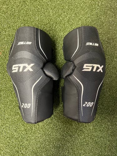 STX Stallion 200 Elbow Pads (3988)