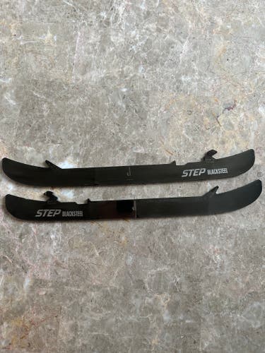 Step Steel Black - Edge (Bauer) 263