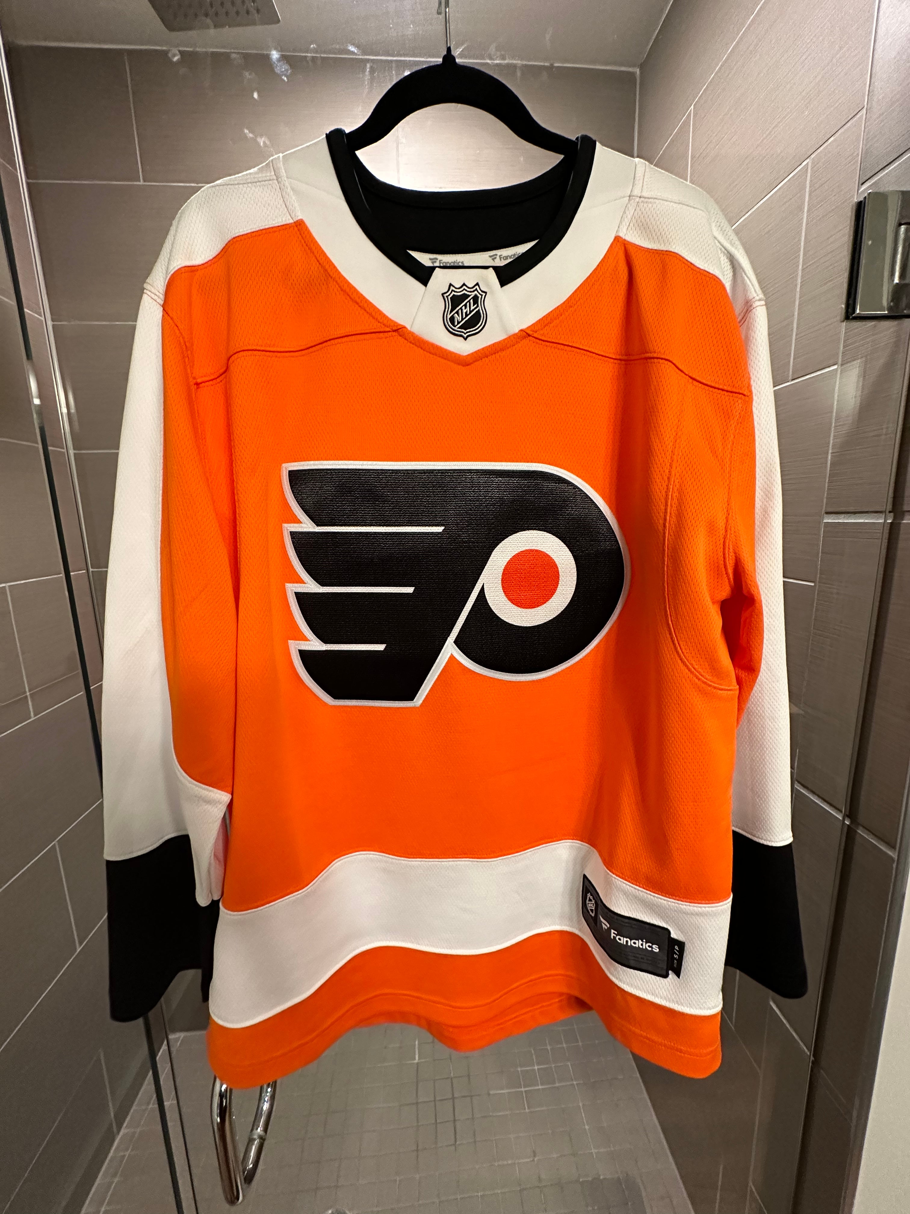 Fanatics Branded Philadelphia Flyers Black/Orange Long Sleeve Jersey L or  XL