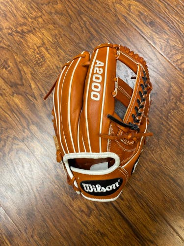 Wilson A2000 1785 11.75” Baseball Infield Pattern Glove Brown