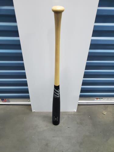 New Marucci Wood JB19 Bat and Louisville Slugger Wood Select I13 Series 7 Maple Bat