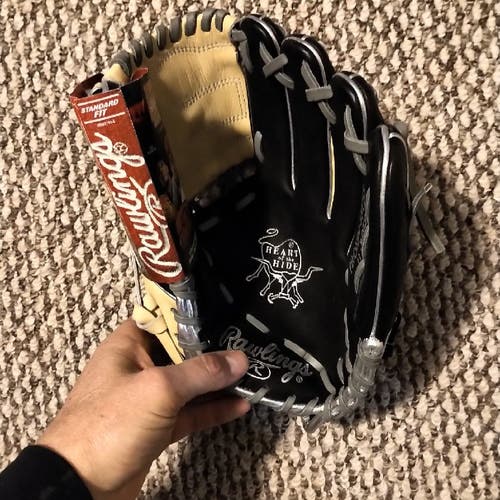 New Rawlings Heart of the Hide Baseball Glove 11.5"