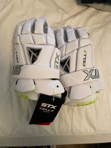 New Player's STX large Cell V Lacrosse Gloves