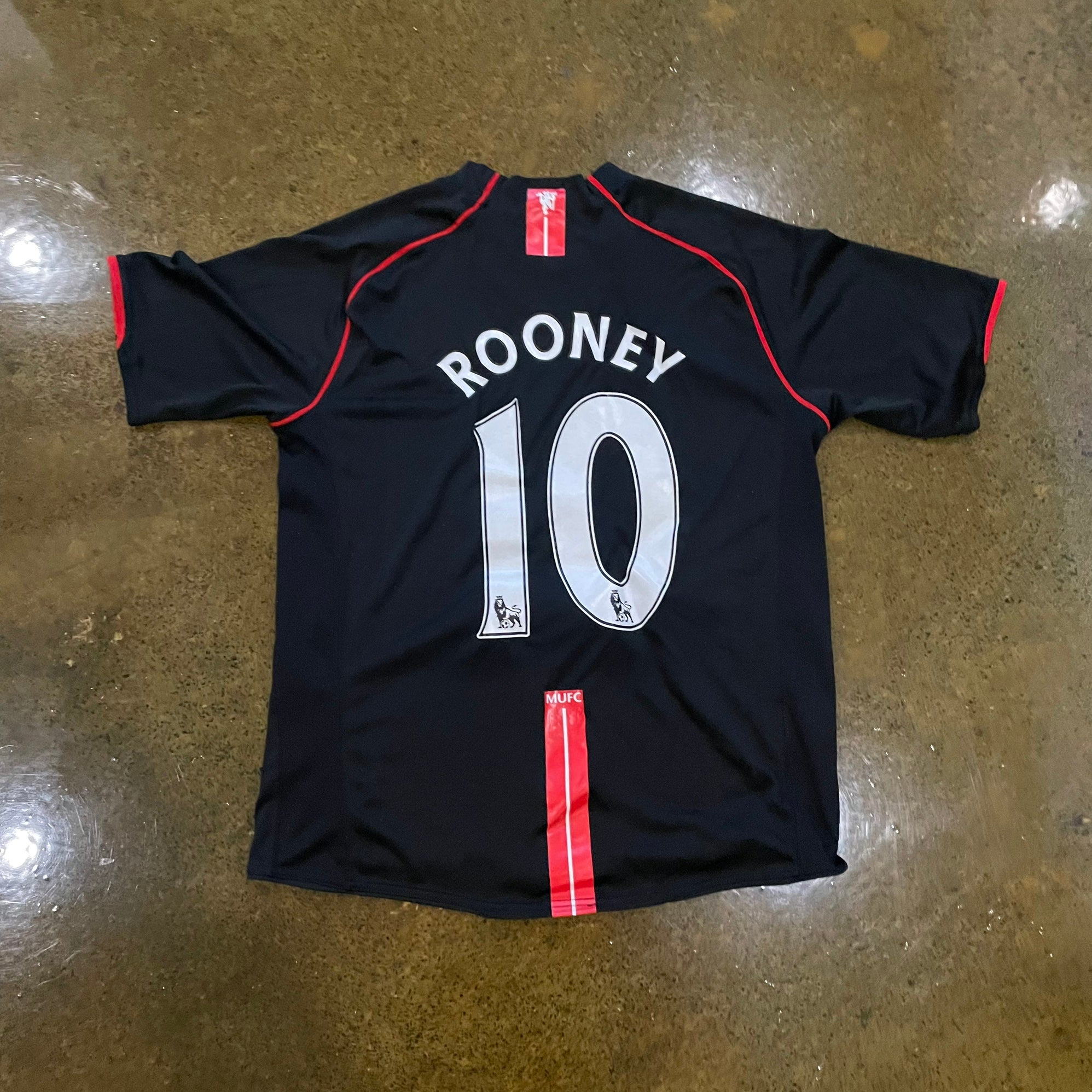 10/11 Manchester United Jersey # 10 Wayne Rooney - Home - Nike Size L