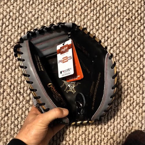 New Right Hand Throw Rawlings Catcher's Heart of the Hide Baseball Glove 33"