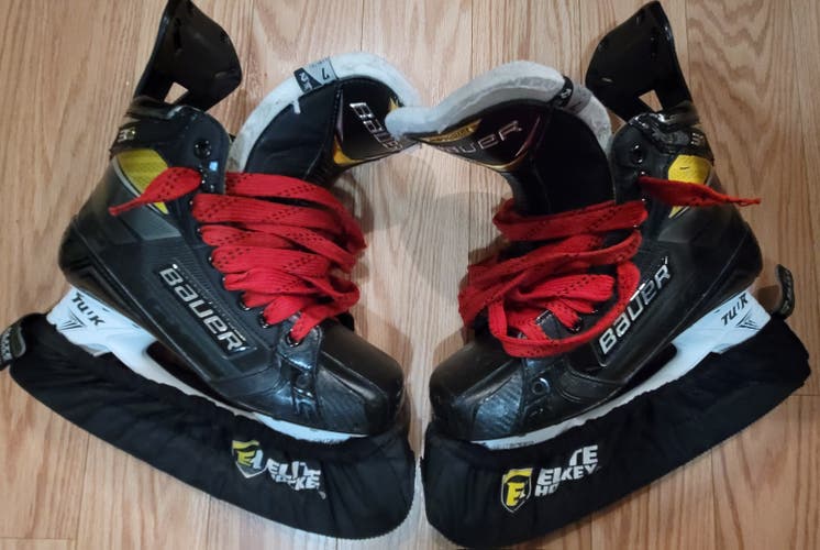 Senior Used Bauer Supreme 3S Pro Hockey Skates Regular Width Size 7