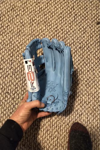 New Right Hand Throw Rawlings Heart of the Hide Baseball Glove 12.75"