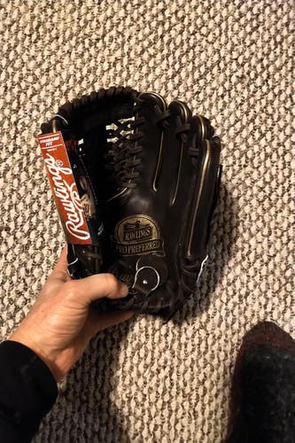 New Right Hand Throw Rawlings Pro Preferred Baseball Glove 11.75"