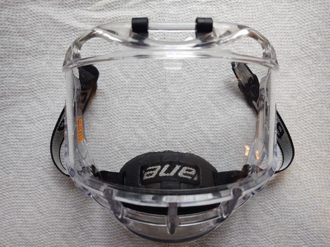 Bauer Concept 3 Full Shield Junior Size Used