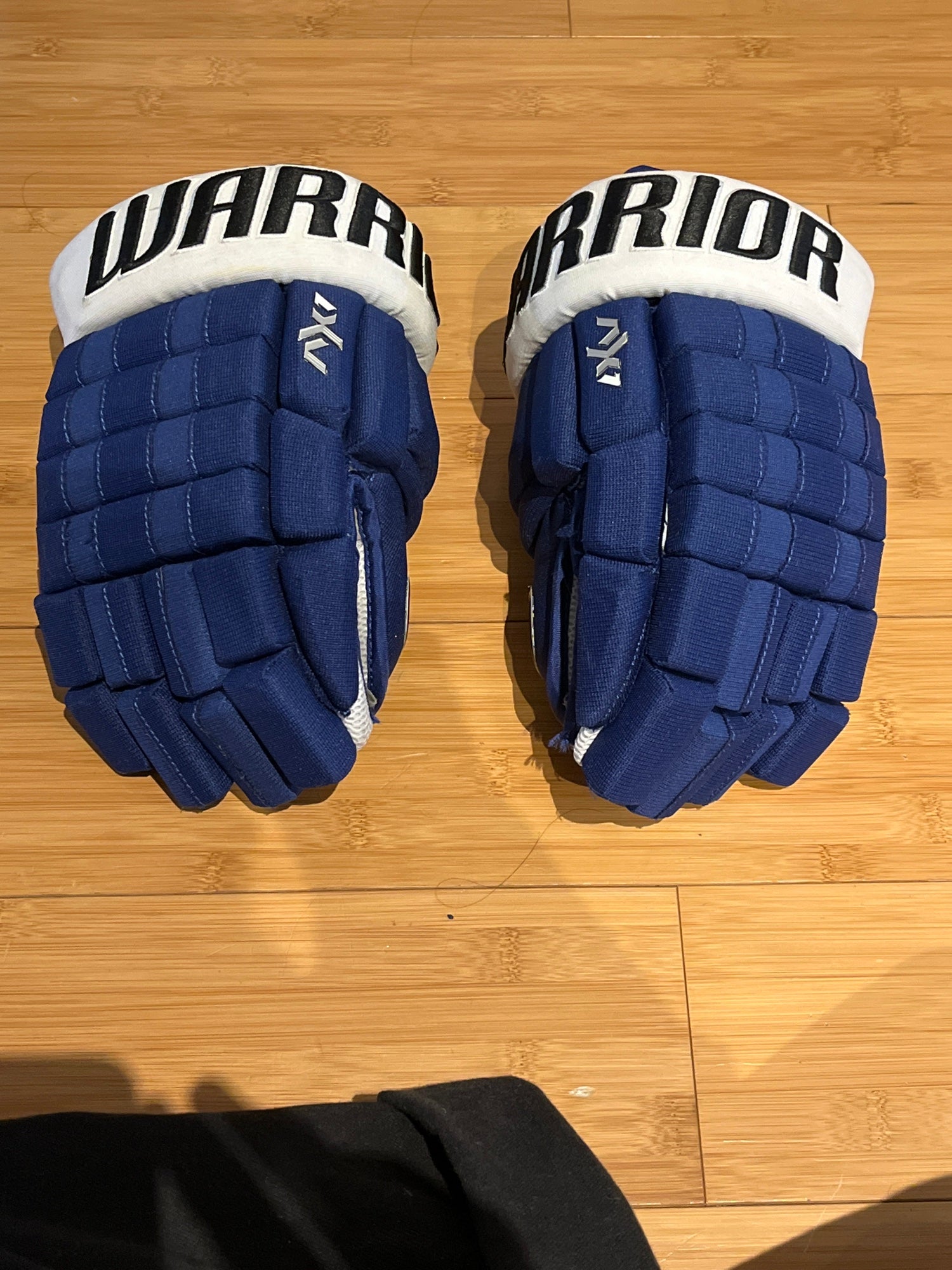 Warrior Blue/White 14 Tampa Bay Lightning Pro Stock Gloves